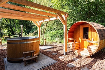 Ferienhaus mit Sauna und Whirlpool